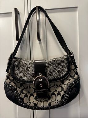 Coach F10425 Soho Tweed Signature Flap Shoulder Bag Black Leather Y2K Rare